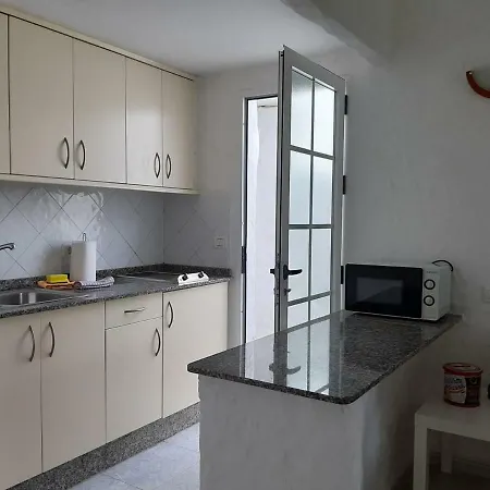 Bungalow With Private Garden Nex To Yumbo Center * Маспаломас