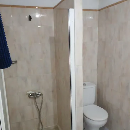Bungalow With Private Garden Nex To Yumbo Center Дом отдыха